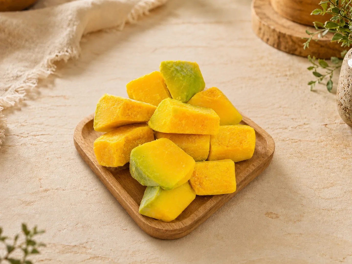 Bí Đỏ Cắt Cục Không Vỏ Cấp Đông